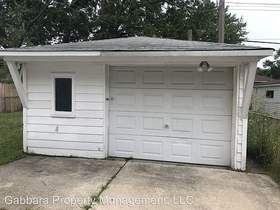 2nd image of 24440 Lambrecht Ave