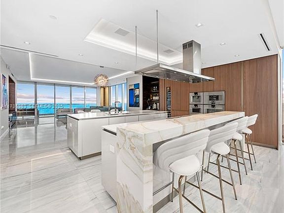 5th image of 18501 Collins Ave #2704