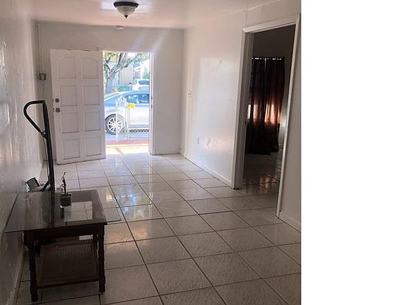 4th image of 2140 NW 1st St
