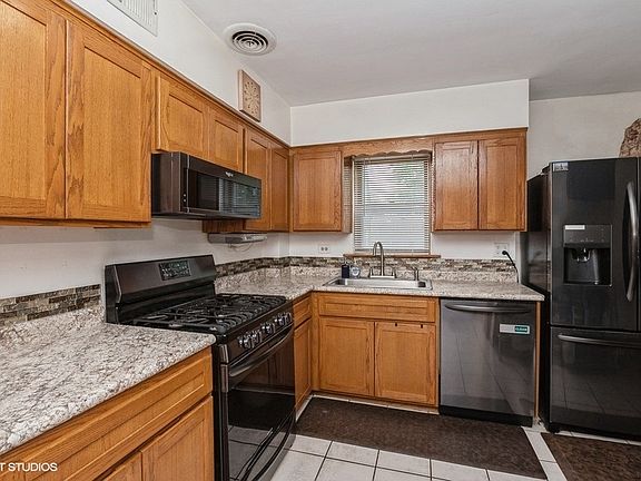 5th image of 8720 S Washtenaw Ave