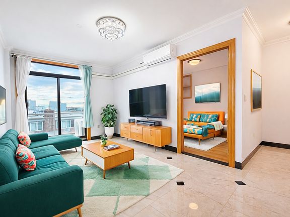 4th image of 8616 21st Ave #4B