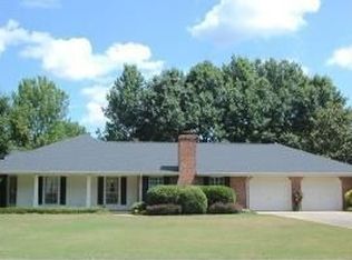 100 Pear Ln, Starkville, MS 39759
