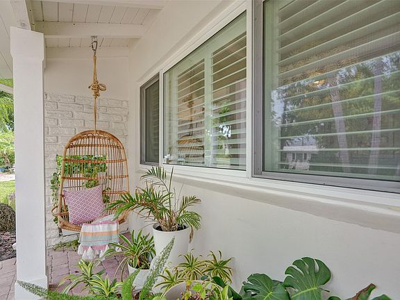 5th image of 3206 Robbins Road