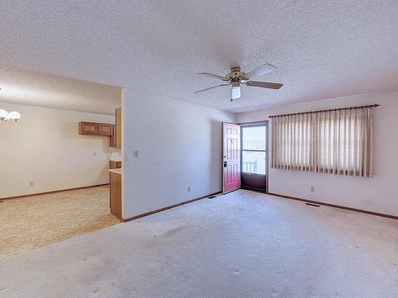 4th image of 1321 E 12th Ave