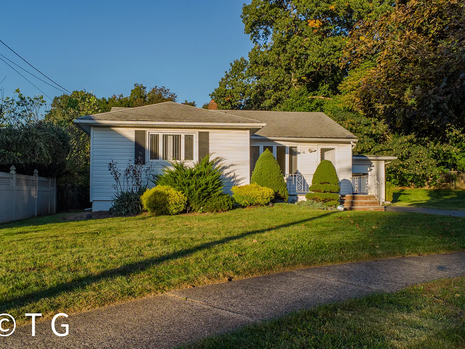 3 bed, 1600 sqft, $3,225 — Photo 3