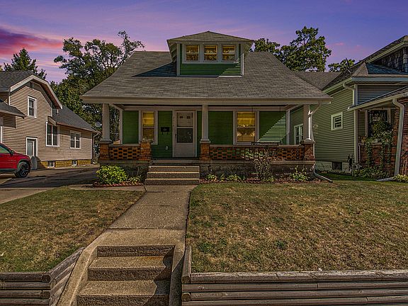 2nd image of 2318 Horton Ave SE