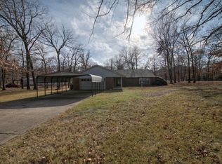 719 Covey Ln, Locust Grove, OK 74352