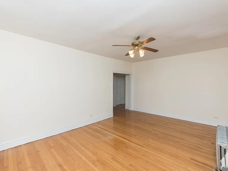 1839 W Foster Ave #3 — Photo 2