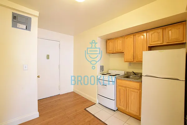 Rented by null | media 3