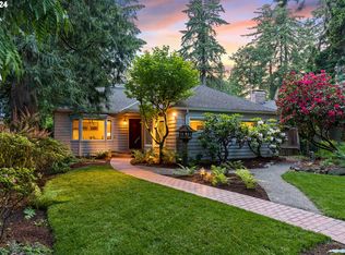 868 9th St, Lake Oswego, OR 97034