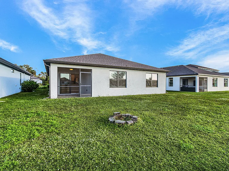 16033R Beachberry Dr — Photo 21