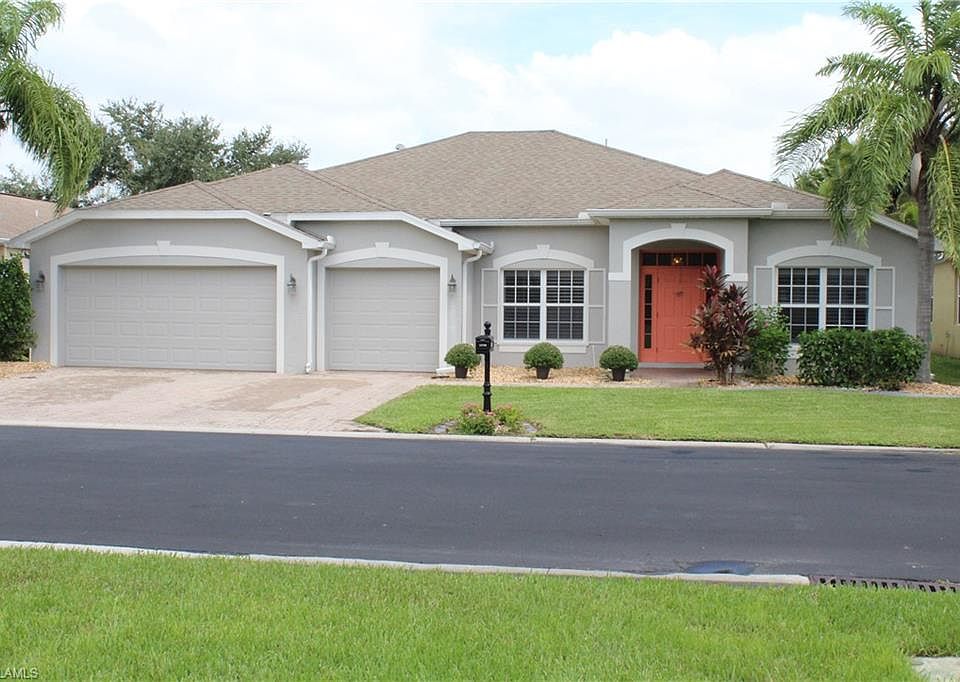 1st image of 12785 Aston Oaks Dr