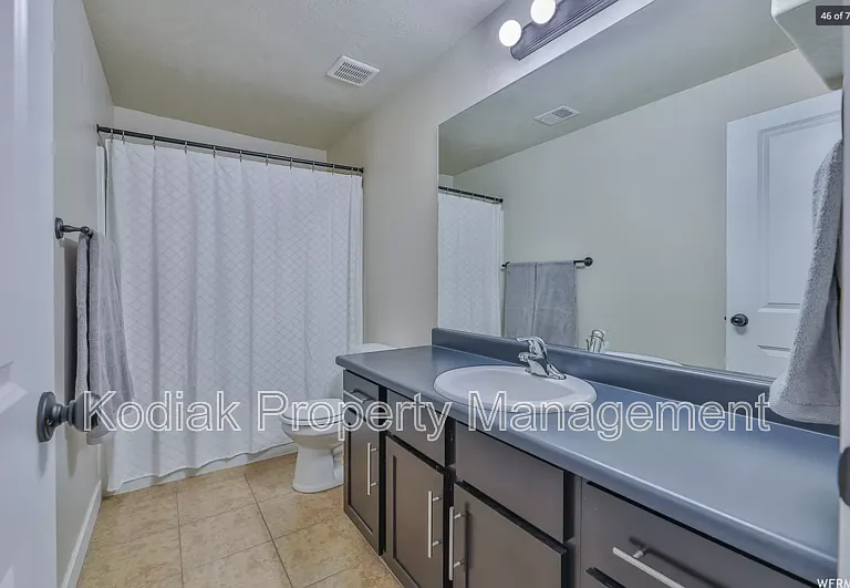 1463 S Kentucky Derby Way — Photo 25