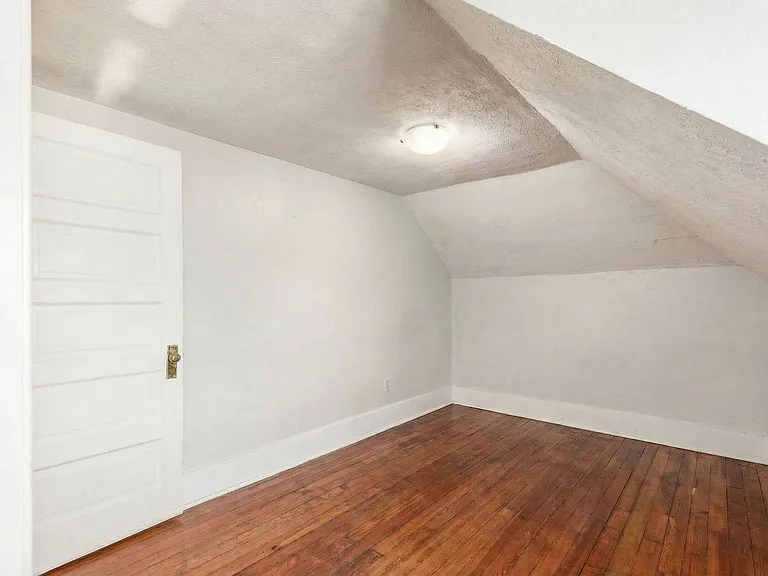 204 Chittenden Ave — Photo 21