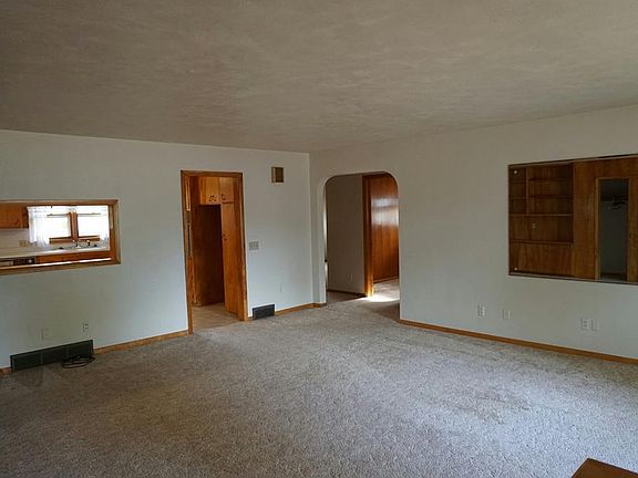 4th image of 407/409 Pinehaven Dr