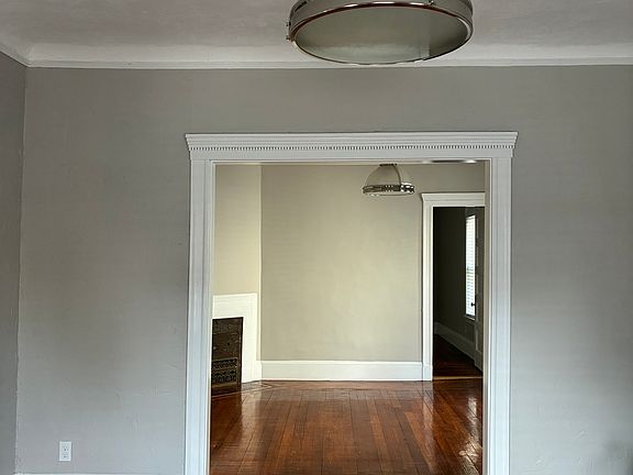3rd image of 67 Lexington Ave
