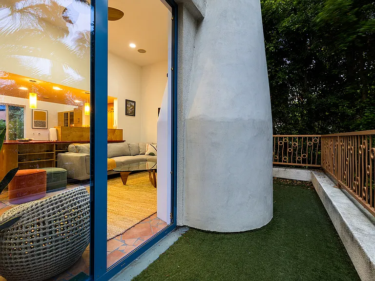 2419 Ocean Ave — Photo 40