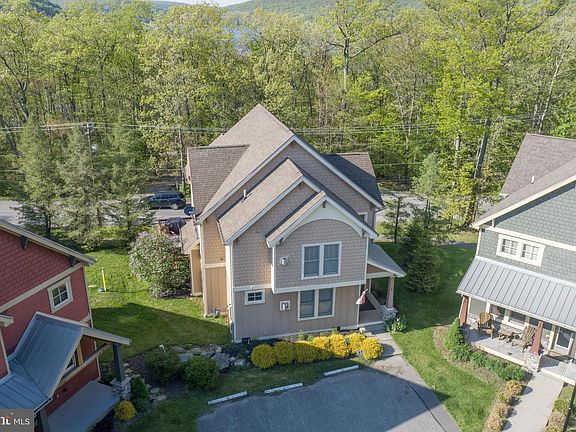 3rd image of 17 Trailside Ct #7