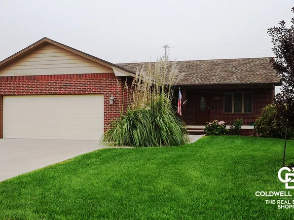 515 Oak St, Scott City, KS 67871