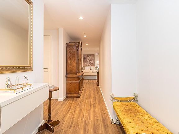 5th image of 100 Saghalie Rd #105