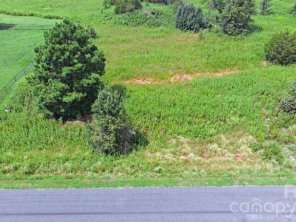 3rd image of 60 Malden Ct