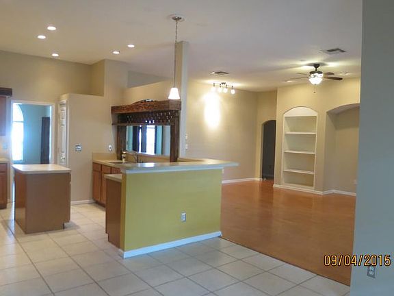 5th image of 11350 Willesdon Dr S