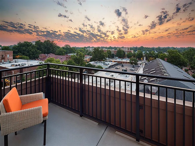 The Edison Lofts Apartments — Photo 8