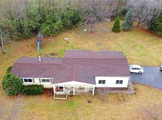 968 Kent Rd, Kent, NY 14477