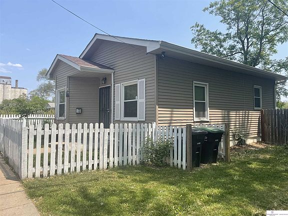 3rd image of 4013 N 28th Ave