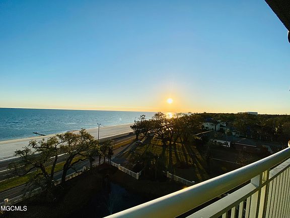2nd image of 2228 Beach Dr