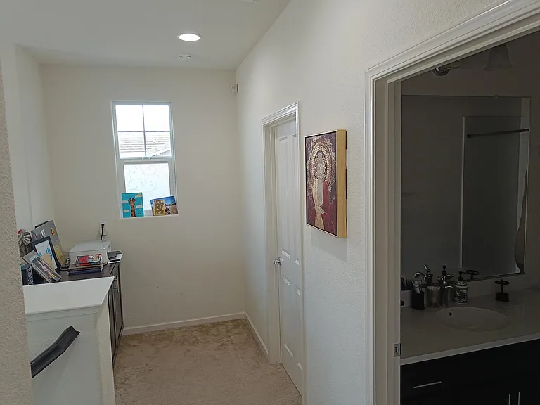 1064 S Fowler Ln — Photo 16