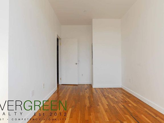 5th image of 184 Noll St Ste 3