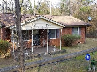 562 Rosa Hill St, Edgefield, SC 29824