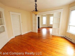 11 Massasoit Pl, Springfield, MA 01107