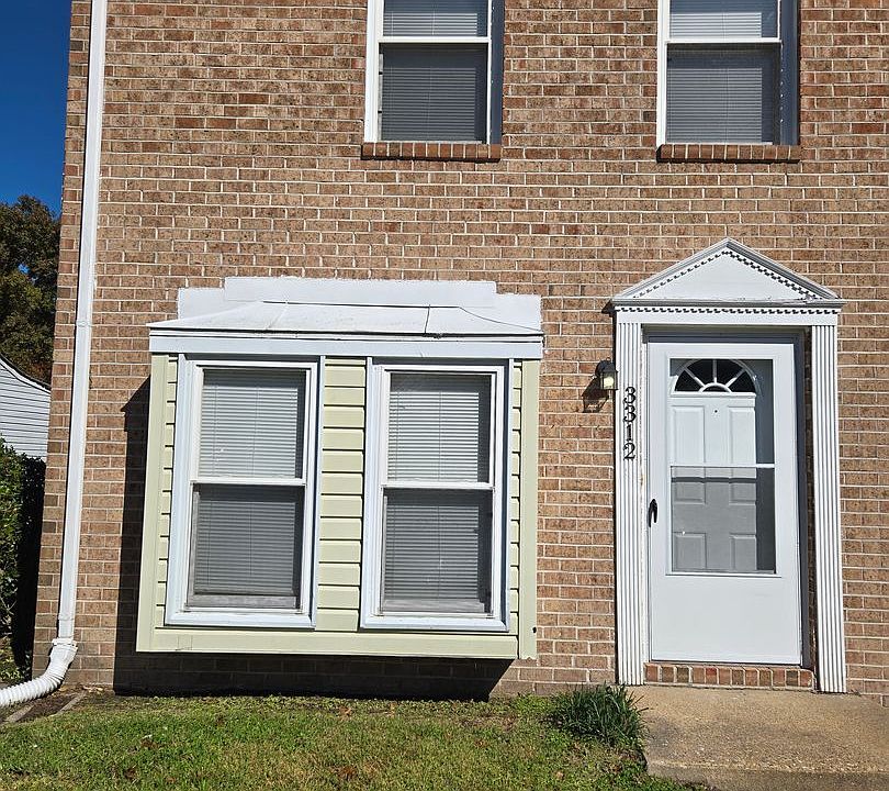 1st image of 3312 Scarborough Way