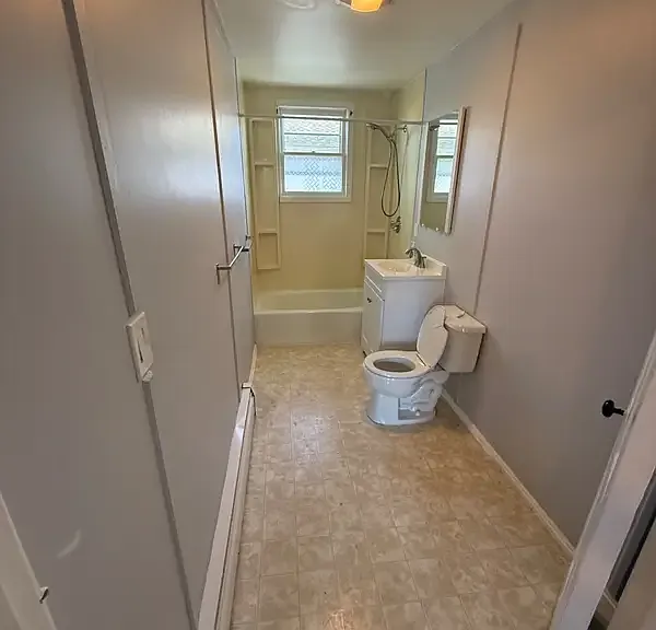 76 Stetson St #3R — Photo 9