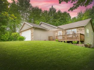 16019 King Rd, Howard, OH 43028