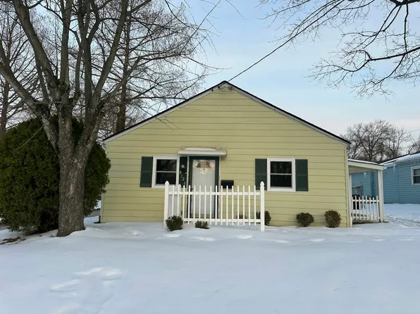 6128 Red Bank Rd, Cincinnati, OH 45213