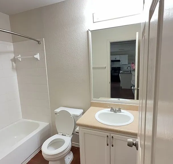 1430 Big Bend Dr #14 — Photo 13