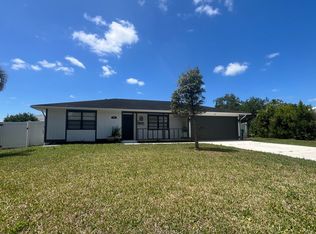 574 NW Marion Ave, Port Saint Lucie, FL 34983
