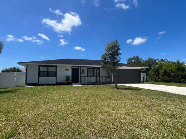 574 NW Marion Avenue, Port St Lucie, FL 34983