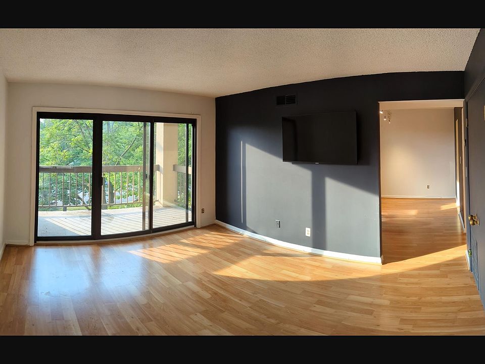 1st image of 801 N Howard St APT 372