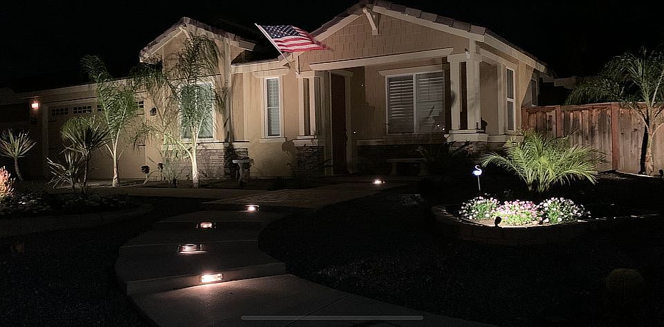 1st image of 2271 Flamingo Dr
