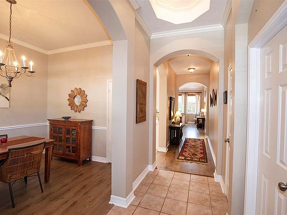 5th image of 2114 Shoal Lake Ct