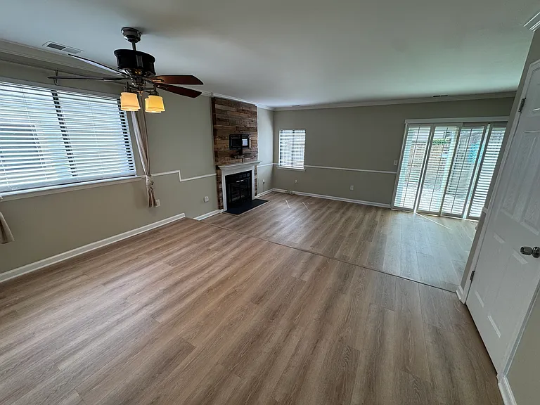 37 Rockwell Ct — Photo 8