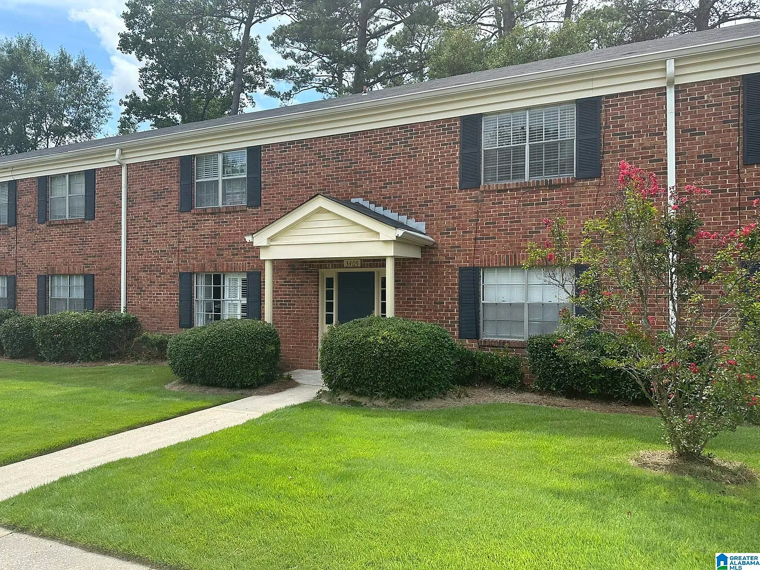 2 bed, 2.0 bath, 963 sqft, $1,450 — Photo 1