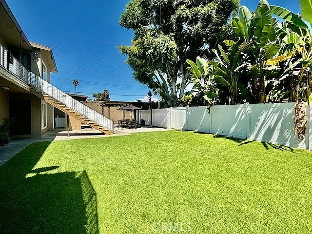 1835 W Crestwood Ln #1 — Photo 6