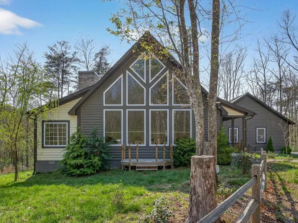 31 Reeves Pl, Monterey, TN 38574