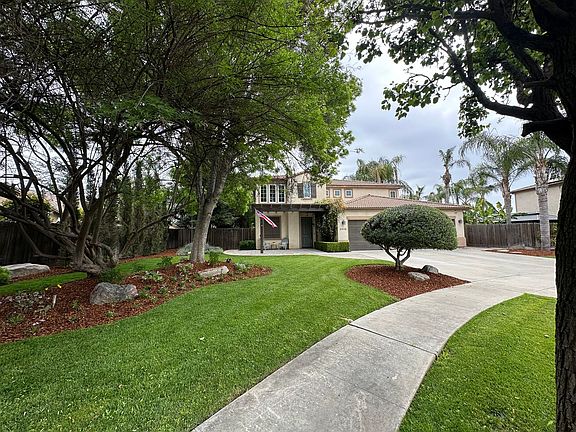 2nd image of 2446 N Oak Grove Ct