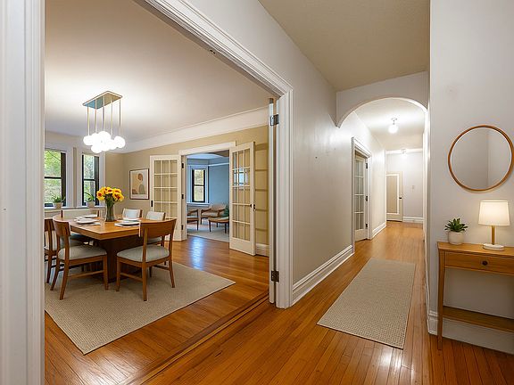 3rd image of 131 Kensington Ave APT A5